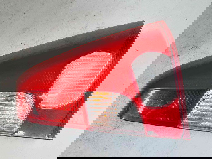 Stop aripa dreapta Dacia Logan (LS) [Fabr 2004-2012] 62420811 1.5 K9K-K7