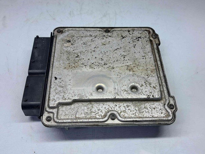 Calculator motor ECU Audi A3 (8P1) [Fabr 2003-2012] 03G906016CC | 0281011832 1.9 TDI BKC 77KW / 105CP  