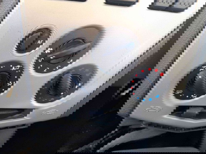 Panou comanda clima  Dacia Logan (LS) [Fabr 2004-2012] OEM 1.5 K9K-K7 