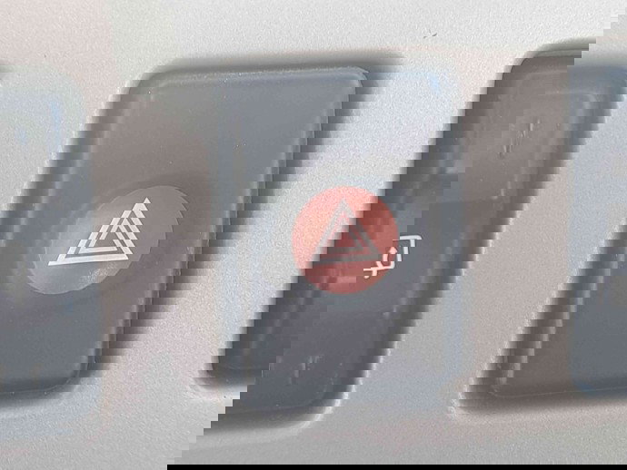 Buton avarii  Dacia Logan (LS) [Fabr 2004-2012] OEM 1.5 K9K-K7 