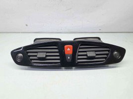  Grila aerisire centrala Renault Scenic 3 [Fabr 2009-2015] 682600031R