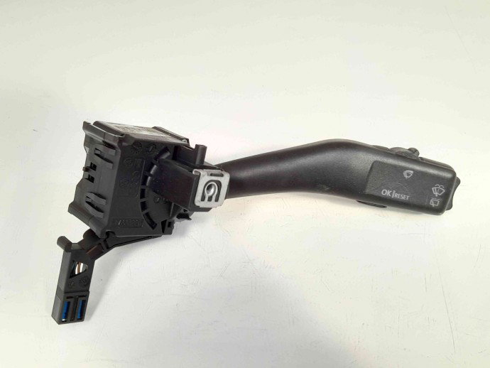 Maneta stergator Skoda Octavia 2 (1Z3) [Fabr 2004-2013] 1K0953519A 2.0