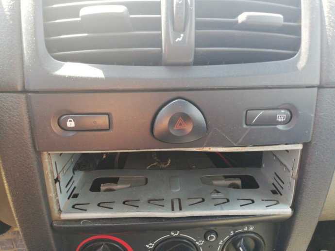 Panou avarie Renault Clio 2 1.2 D4F OEM 1998-2004
