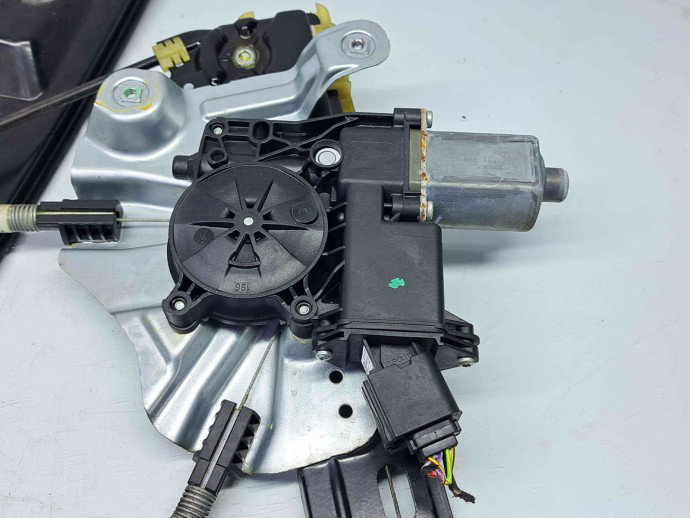 Macara electrica geam stanga fata Opel Astra J [Fabr 2009-2015] 13350757