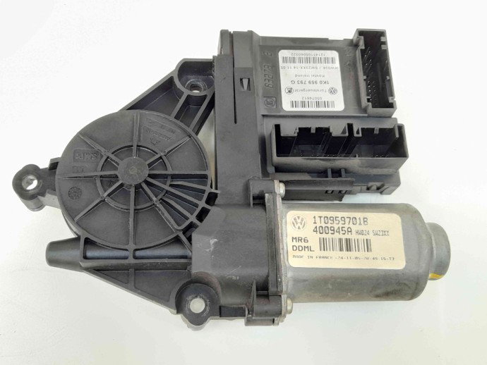 Motoras geam stanga fata  Skoda Octavia 2 (1Z3) [Fabr 2004-2013] 1K0959793G / 1T0959701B