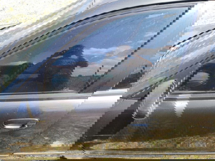 Usa stanga fata Daewoo Nubira 1.6benz OEM 2000-2002