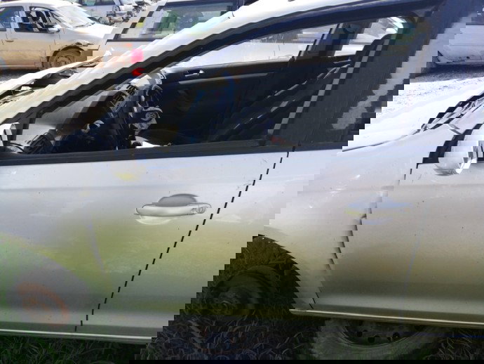 Usa stanga fata Volkswagen Golf 5 break 1.9 BXE OEM 2004-2009