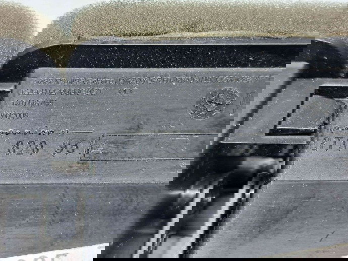  Grila aerisire centrala Skoda Superb II (3T4) [Fabr 2008-2015] 3T0320951A