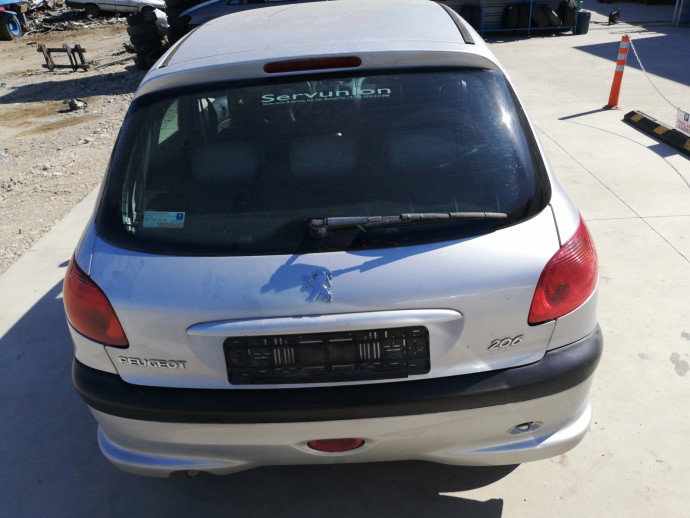 Dezmembrari Peugeot 206 1.2 1998-2009