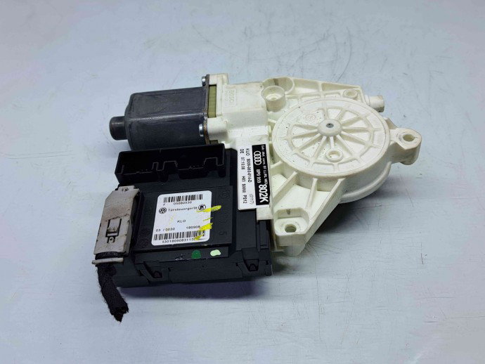 Motoras geam stanga fata Audi A3 (8P1) [Fabr 2003-2012] 8P0959802K