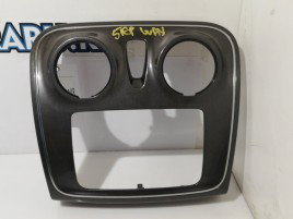 Consola centrala bord Dacia Logan 2 0.9 TCE OEM 2012-2020 