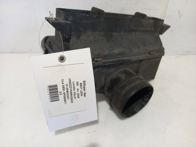 Difuzor aer Seat Leon 1.6 BSE 5P0805971 2005-2011