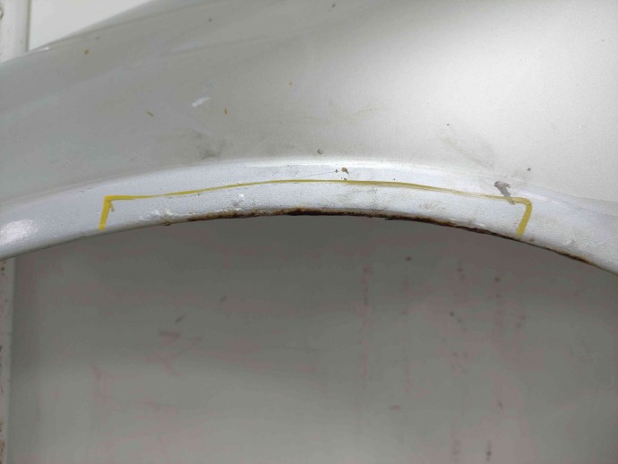 Aripa stanga fata Mercedes Clasa C (W203) [Fabr 2000-2007] BRILIANT SILVER744