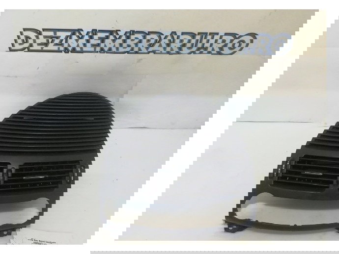 Grila centrala aer Mercedes E270 2.7CDI 2118300054 2002-2009