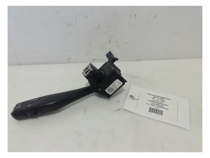 Maneta stergatoare Seat Leon 2 2.0 BKD 1K0953519A 2005-2011