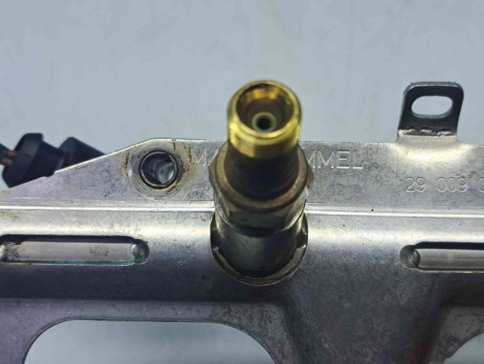 Rampa injectoare Audi TT (8J3) [Fabr 2006-2013] 06F133317L 2.0 B BWA  