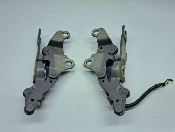 Set balamale capota Bmw 3 (E90) [Fabr 2005-2011] 7115263 / 7115264