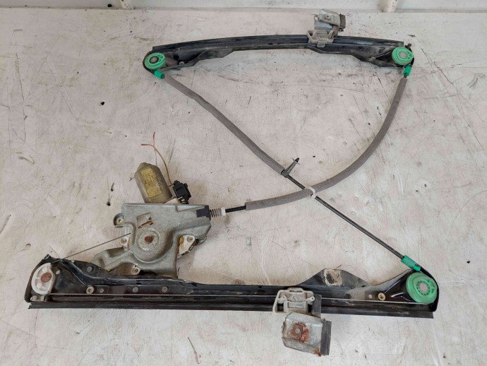 Macara electrica geam dreapta fata Ford Focus 1 [Fabr 1998-2005] D2R5A-XS41-23200