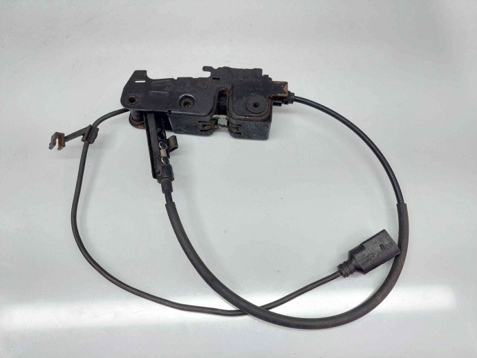 Broasca capota  Audi A4 (8K5, B8) [Fabr 2008-2015] 8K2823746 / 8K0823509A 2.0 CAGA  