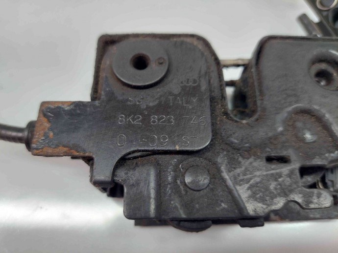 Broasca capota  Audi A4 (8K5, B8) [Fabr 2008-2015] 8K2823746 / 8K0823509A 2.0 CAGA  