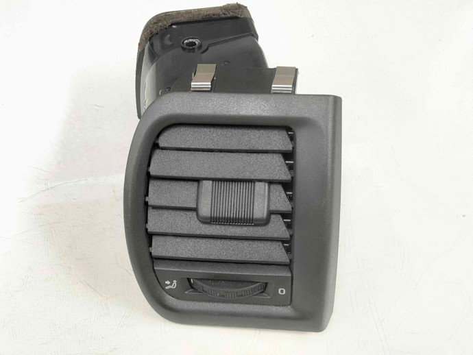 Grila aerisire dreapta  Skoda Fabia 2 (5J, 542) [Fabr 2007-2014] 5J0819702 1.2  