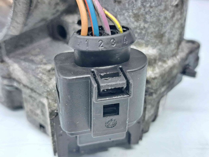 Clapeta acceleratie Audi A3 (8P1) [Fabr 2003-2012] 03G128063C 1.9 TDI BKC  