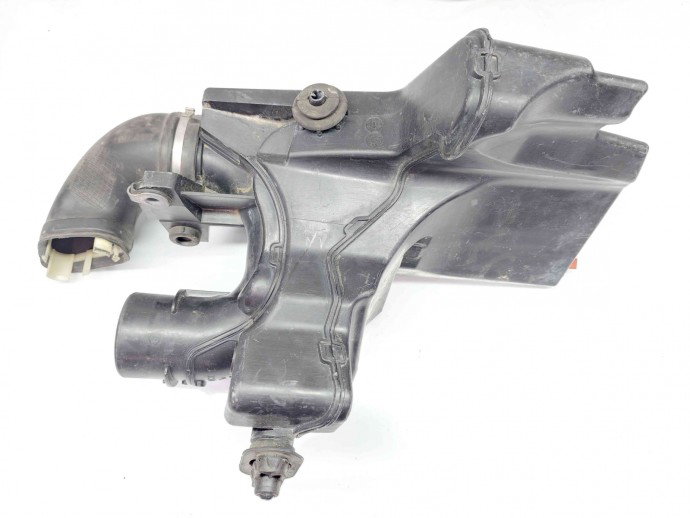 Difuzor captare aer Renault Laguna 3 [Fabr 2007-prezent] 8200686266 2.0 M4R M4R(704)