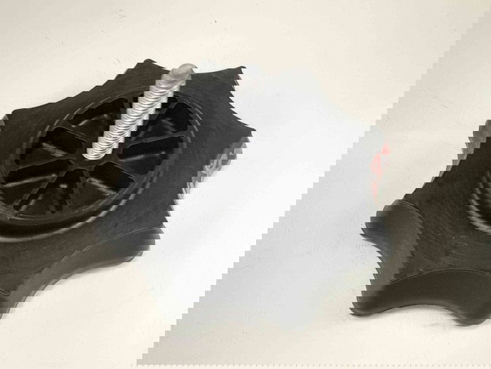 Surub fixare roata de rezerva  Skoda Fabia 2 (5J, 542) [Fabr 2007-2014] 6Q0803899 1.2  