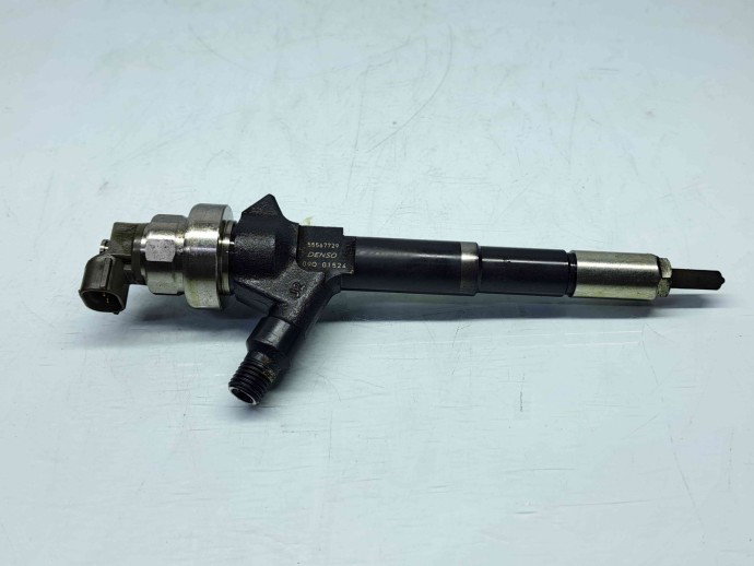 Injector Opel Astra J [Fabr 2009-2015] 55567729 1.7 CDTI A17DTS   