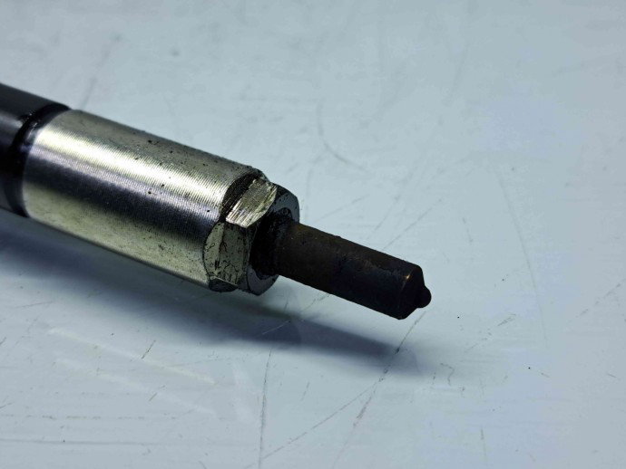 Injector Opel Astra J [Fabr 2009-2015] 55567729 1.7 CDTI A17DTS   