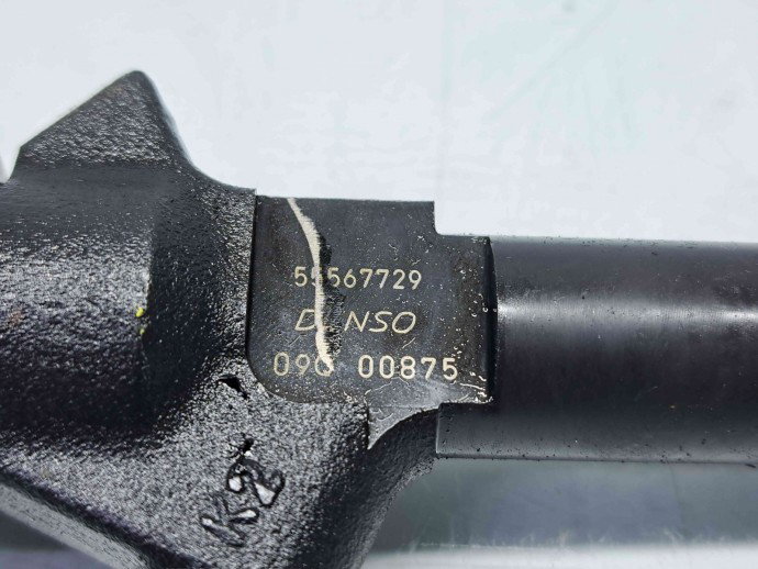 Injector Opel Astra J [Fabr 2009-2015] 55567729 1.7 CDTI A17DTS   