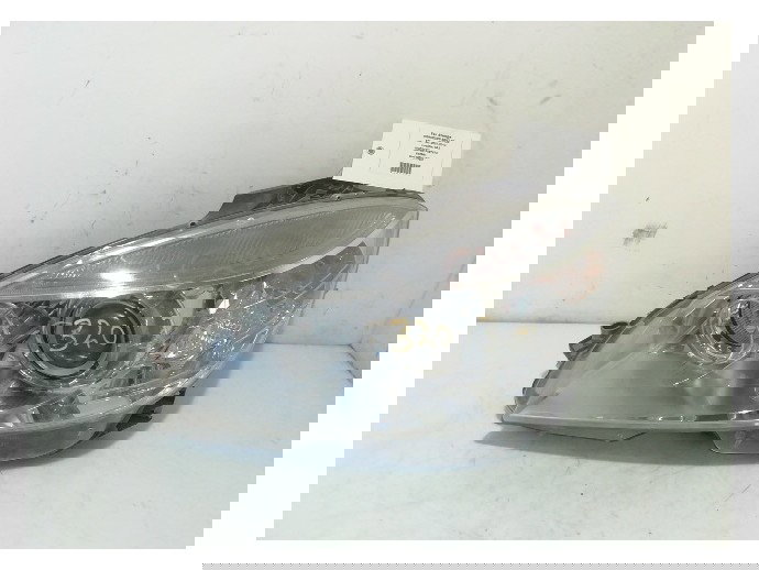 Far stanga xenon Europa Mercedes C Class 3.0 CDI 642961 OEM 2007-2014 