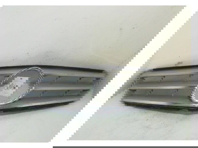 Grila bara fata Mercedes C Class 3.0 CDI 642961 OEM 2007-2014