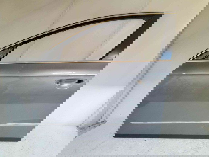 Usa stanga fata Volkswagen Passat B6 (3C2) [Fabr 2005-2010] LA7T