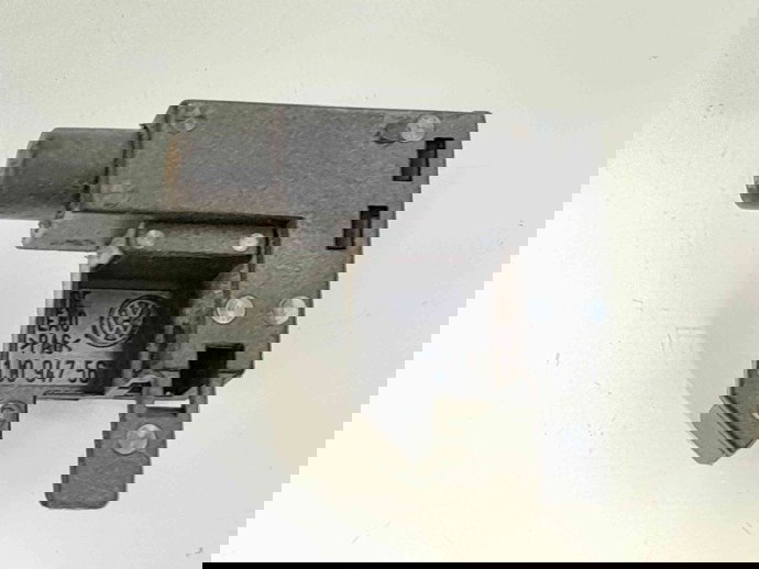 Buton frana de mana Seat Ibiza 4 (6L1) [Fabr 2002-2009] 1.2 2005 B2 1J0945561