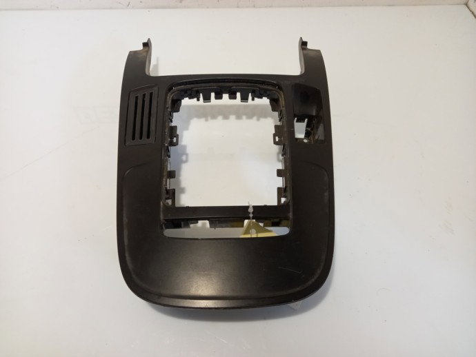 Grila ornament schimbator Audi A4 B8 2.0 TDI OEM  2008-2015
