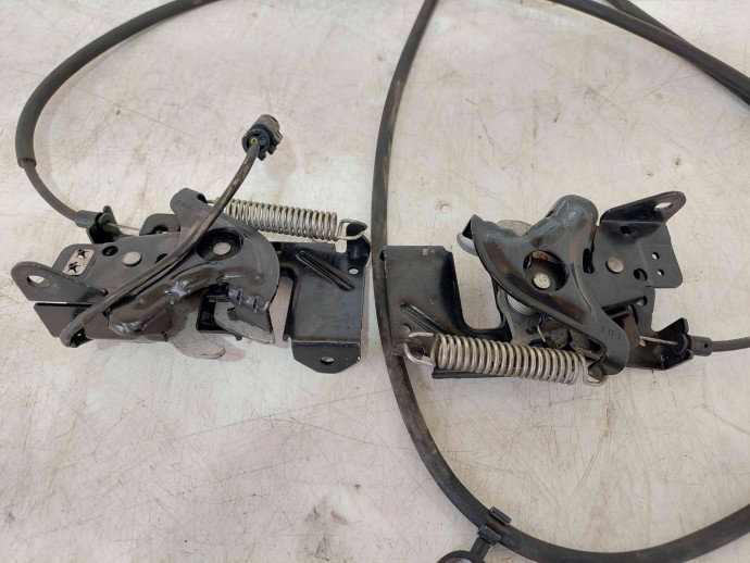Broasca capota  Bmw 3 (F30) [Fabr 2012-2017] 7242548-09 \ 7242549-09