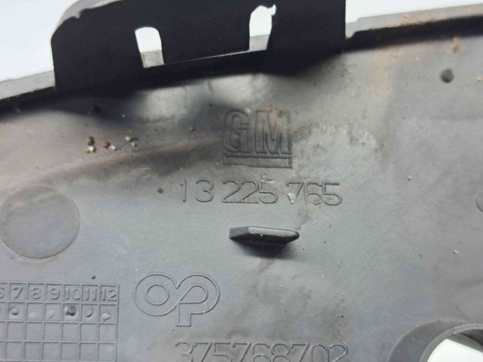 Grila proiector dreapta Opel Astra H [Fabr 2004-2009] 13225765