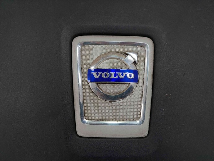 Capac motor Volvo S40 II (MS) [Fabr 2004-2012] 31391990 / 31391991 2.0 D5204T