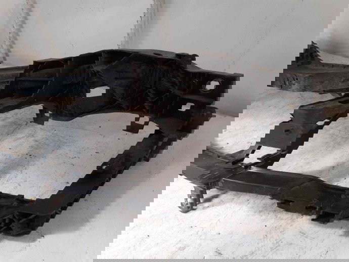 Trager Ford Focus 2 (DA) [Fabr 2004-2012] 8M51-8B041-AB