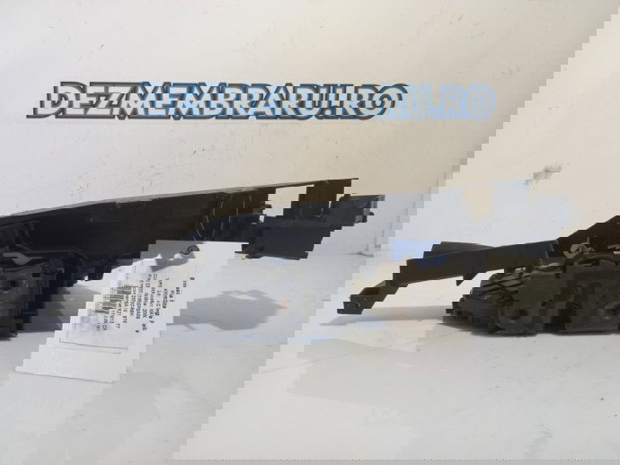 Broasca stanga fata Ford C Max 1.8 TDCI 3M5A R21813 CK 2007-2010