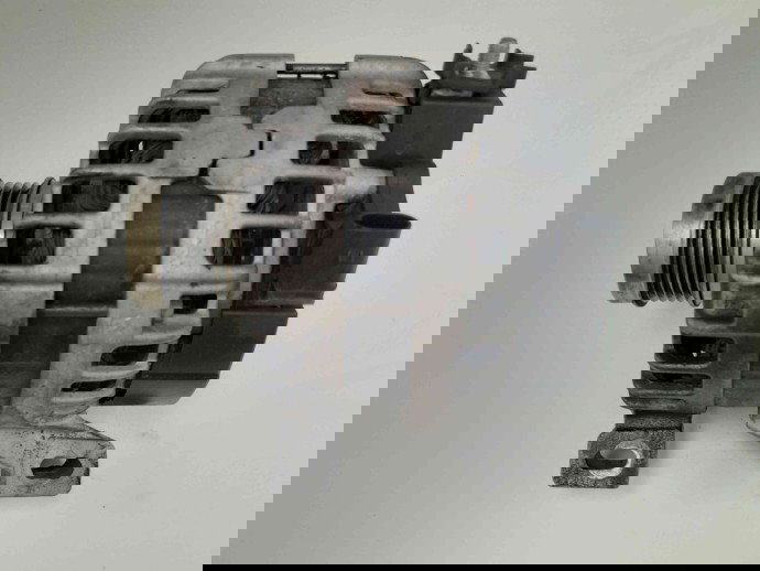 Alternator Volvo S40 II (MS) [Fabr 2004-2012] OEM 2.0 D5204T   110 KW / 150 C