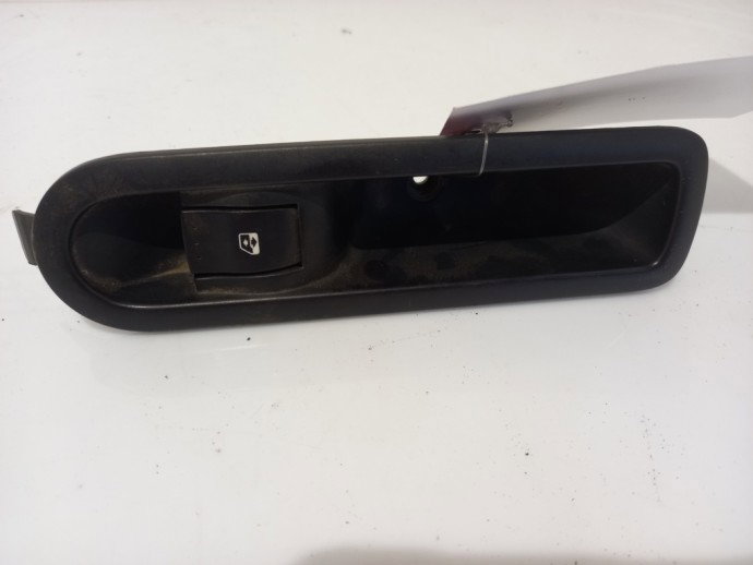 Buton geam electric dreapta Renault Megane 2 1.5 DCI 156013870 2002-2008