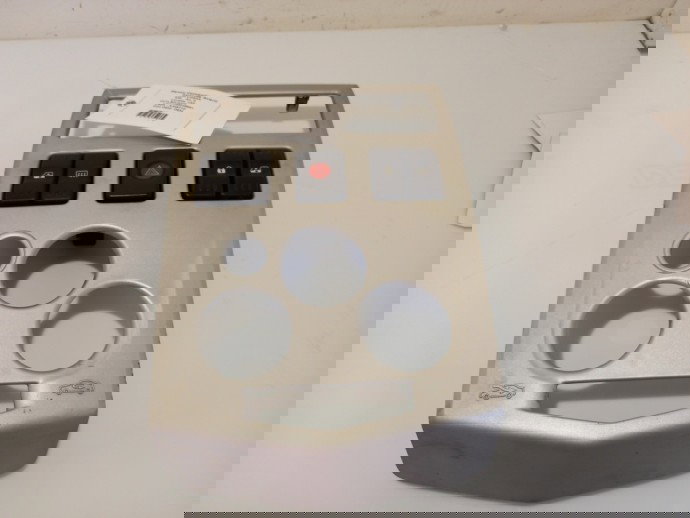 Panou comanda central Dacia Logan 1.4 MPI OEM 2004-2012