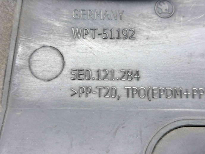 Deflector aer Skoda Octavia 3 (5E3) [Fabr 2012-prezent] 5E0121284