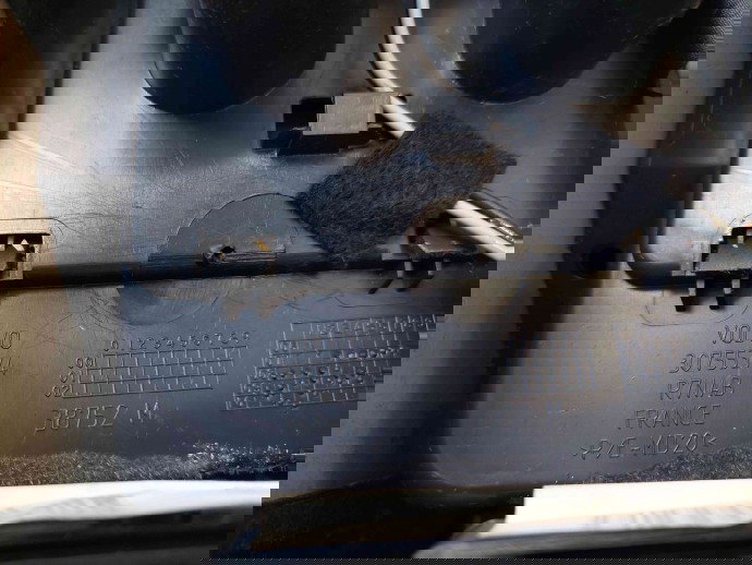 Consola centrala Volvo S40 II (MS) [Fabr 2004-2012] 30755374 2.4 D5204T