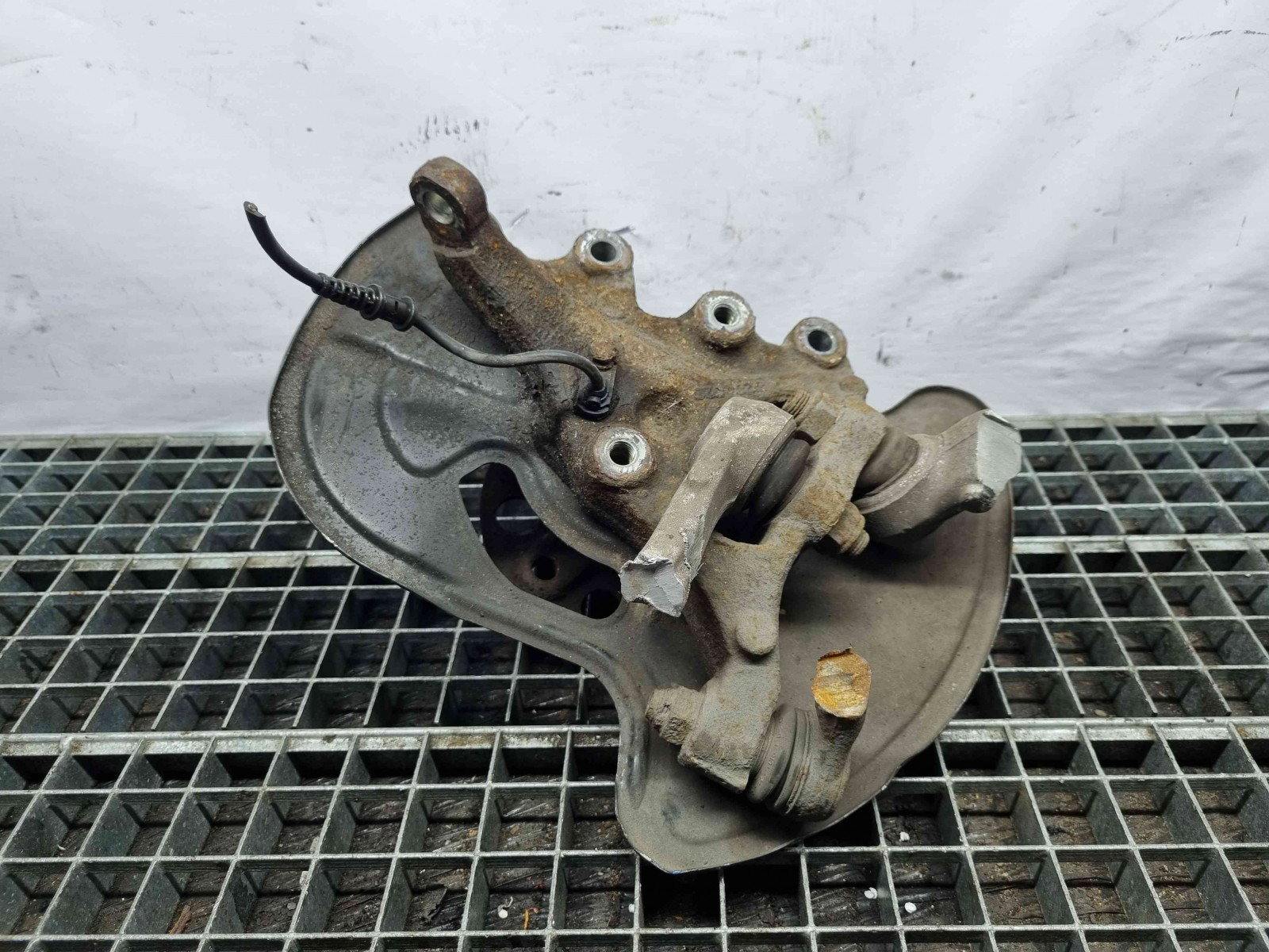 Fuzeta fata dreapta Mercedes Clasa E (W207) Coupe [Fabr 2009-2012] A2044202644 2.2 CDI OM65191 2.2 CDI OM65191 143KW / 194CP - imagine 3