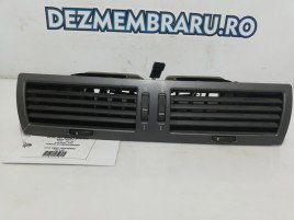 Grila aerisire centrala BMW Seria 7 [E65] 4.4 82235990 2001-2008