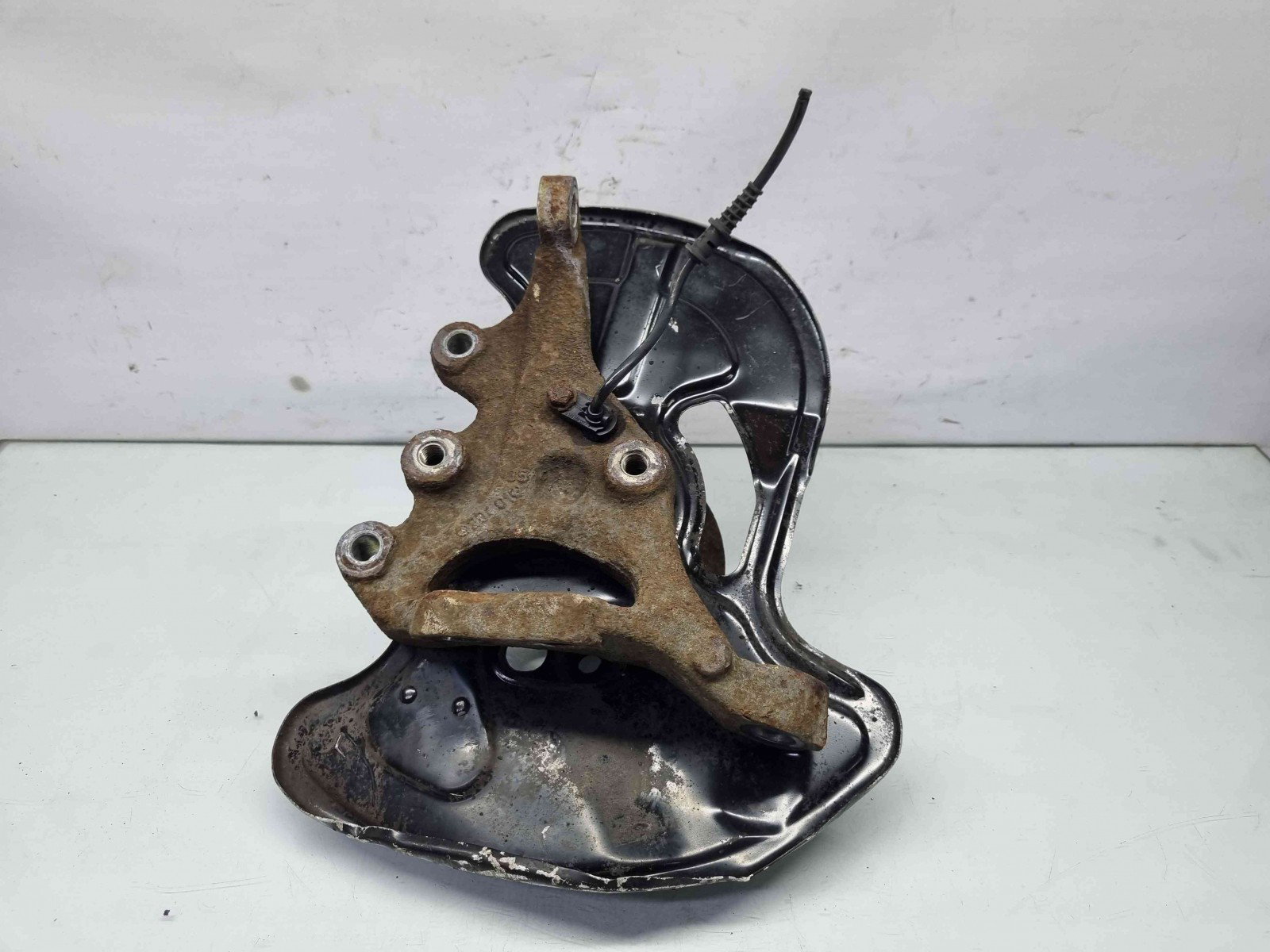 Fuzeta fata stanga Mercedes Clasa E (W207) Coupe [Fabr 2009-2012] A2044202544 2.2 CDI OM65191 2.2 CDI OM65191 143KW / 194CP - imagine 4