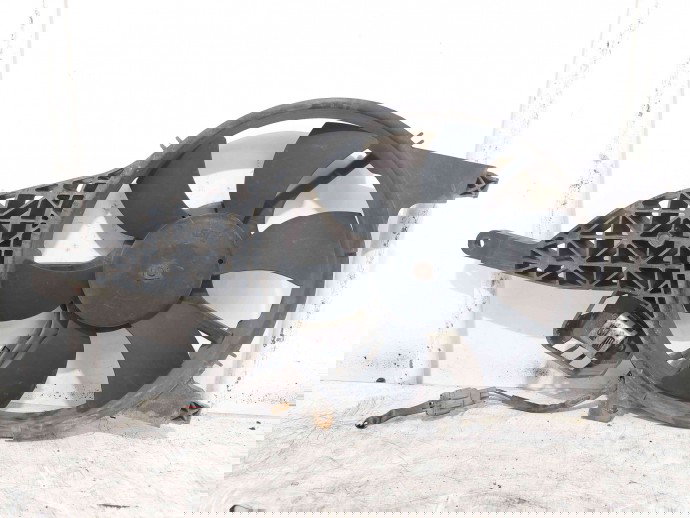 Electroventilator Nissan Navara (D40) [Fabr 2005-2014] 92120EB400 2.5  DCI  126 KW / 171 CP